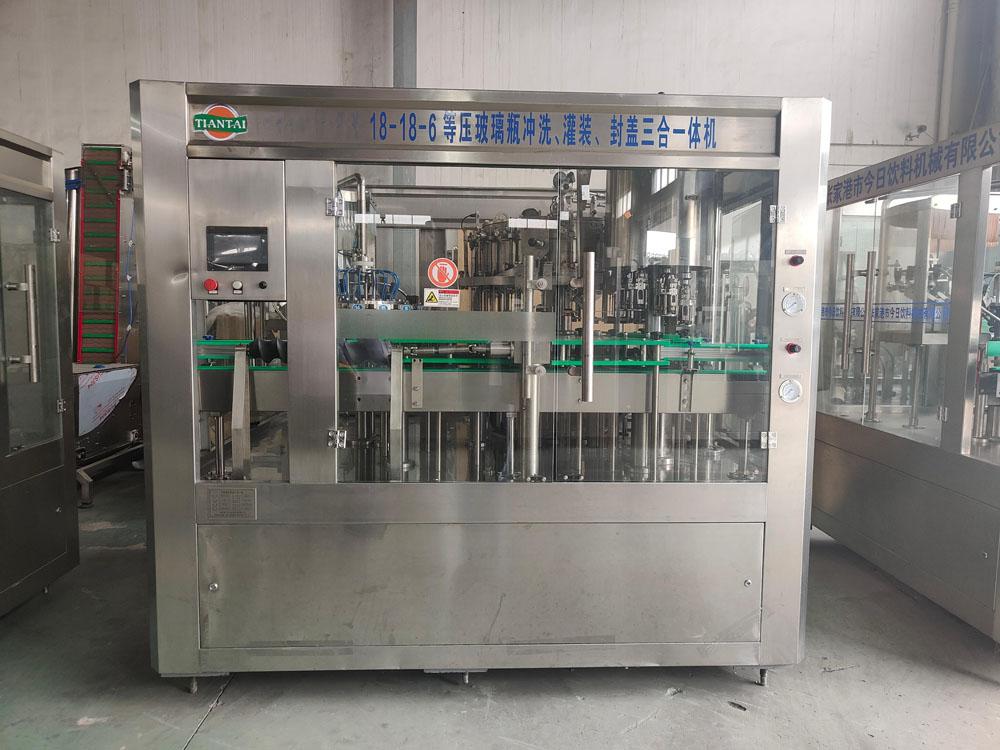 <b>18-18-6 Beer Bottling Line</b>